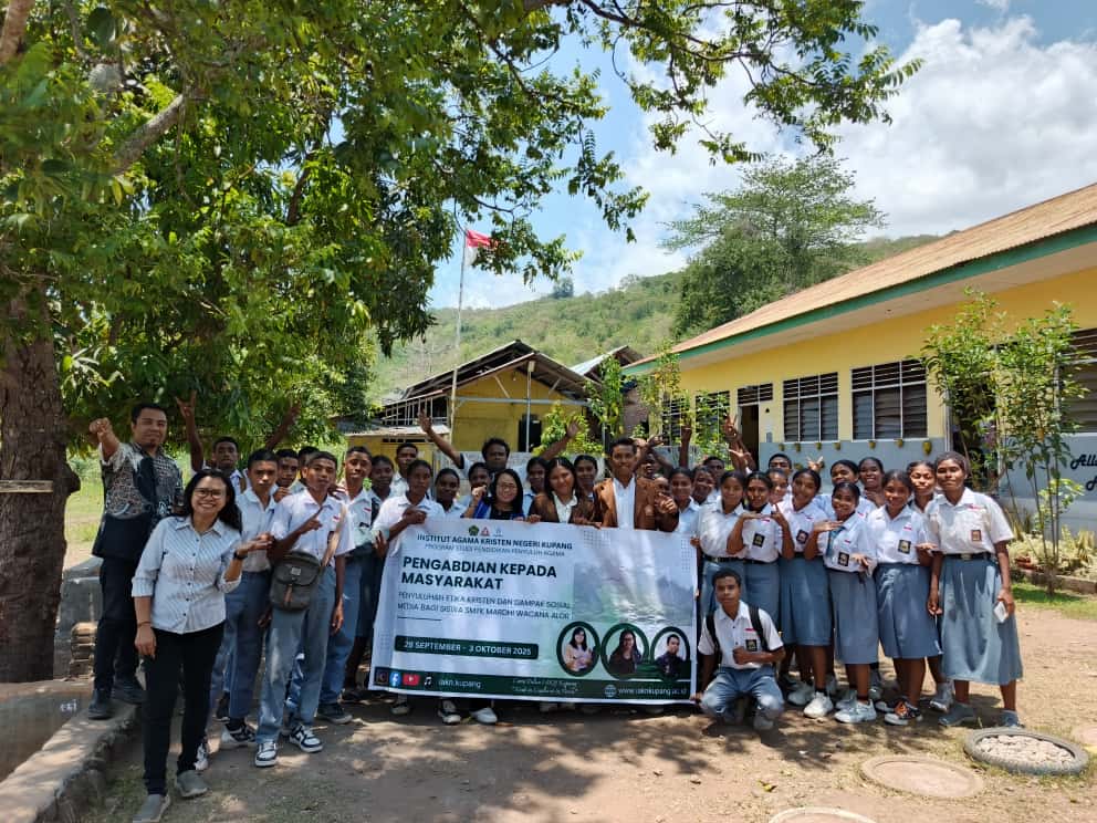 PKM Prodi Pendidikan Penyuluh Agama IAKN Kupang di Alor: Implementasi Asta Protas Kemenag RI dalam Penyuluhan Etika Kristen dan Literasi Digital