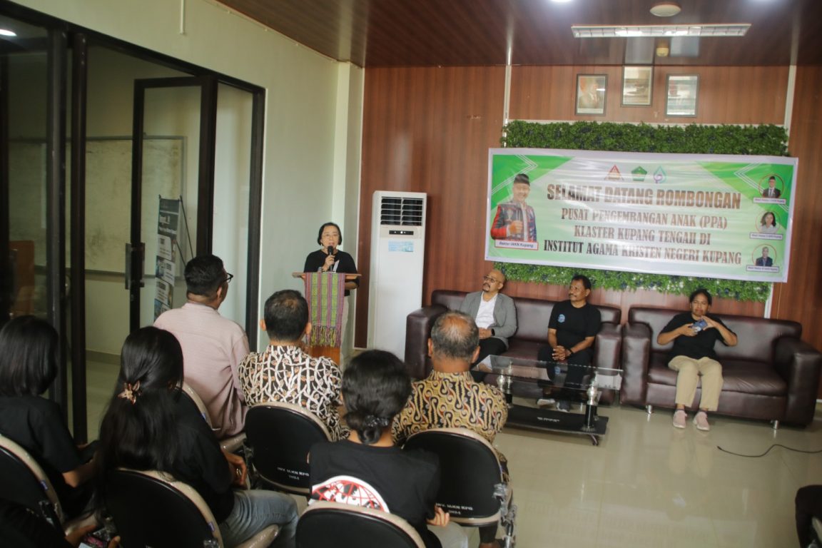 PPA Klaster Kupang Tengah Kunjungi IAKN Kupang, Jajaki Kolaborasi dan Kenalkan Kampus kepada Siswa