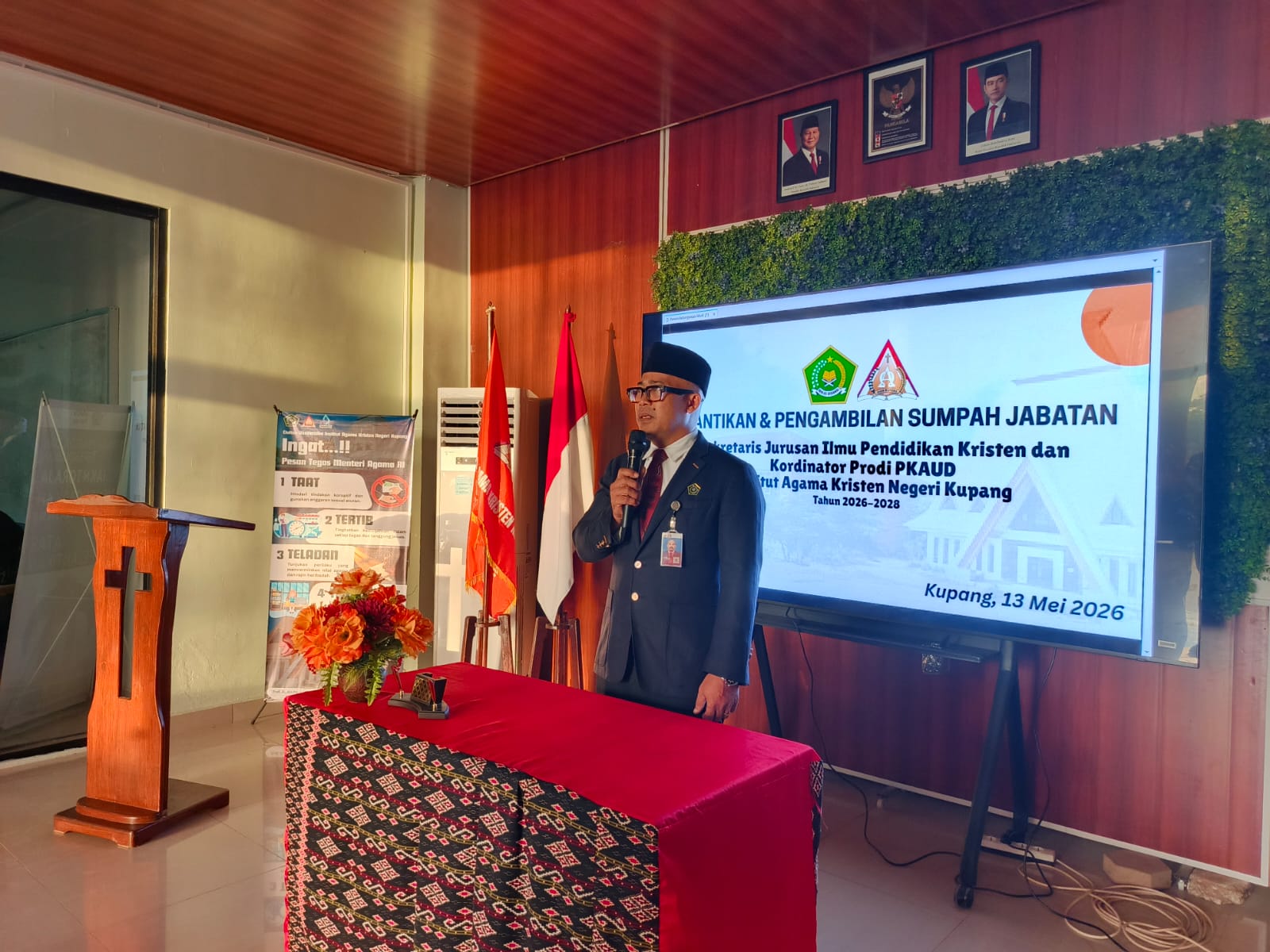 Rektor IAKN Kupang Lantik Sekretaris Jurusan IPK dan Koordinator Prodi PKAUD Periode 2026–2028