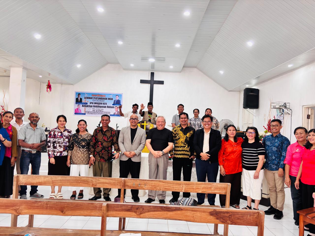 PKM Program Studi Doktor Teologi IAKN Kupang di Kefamenanu: Seminar “Pertumbuhan Iman dalam Jemaat” Perkuat Pelayanan Gereja dan Kerja Sama Pengabdian