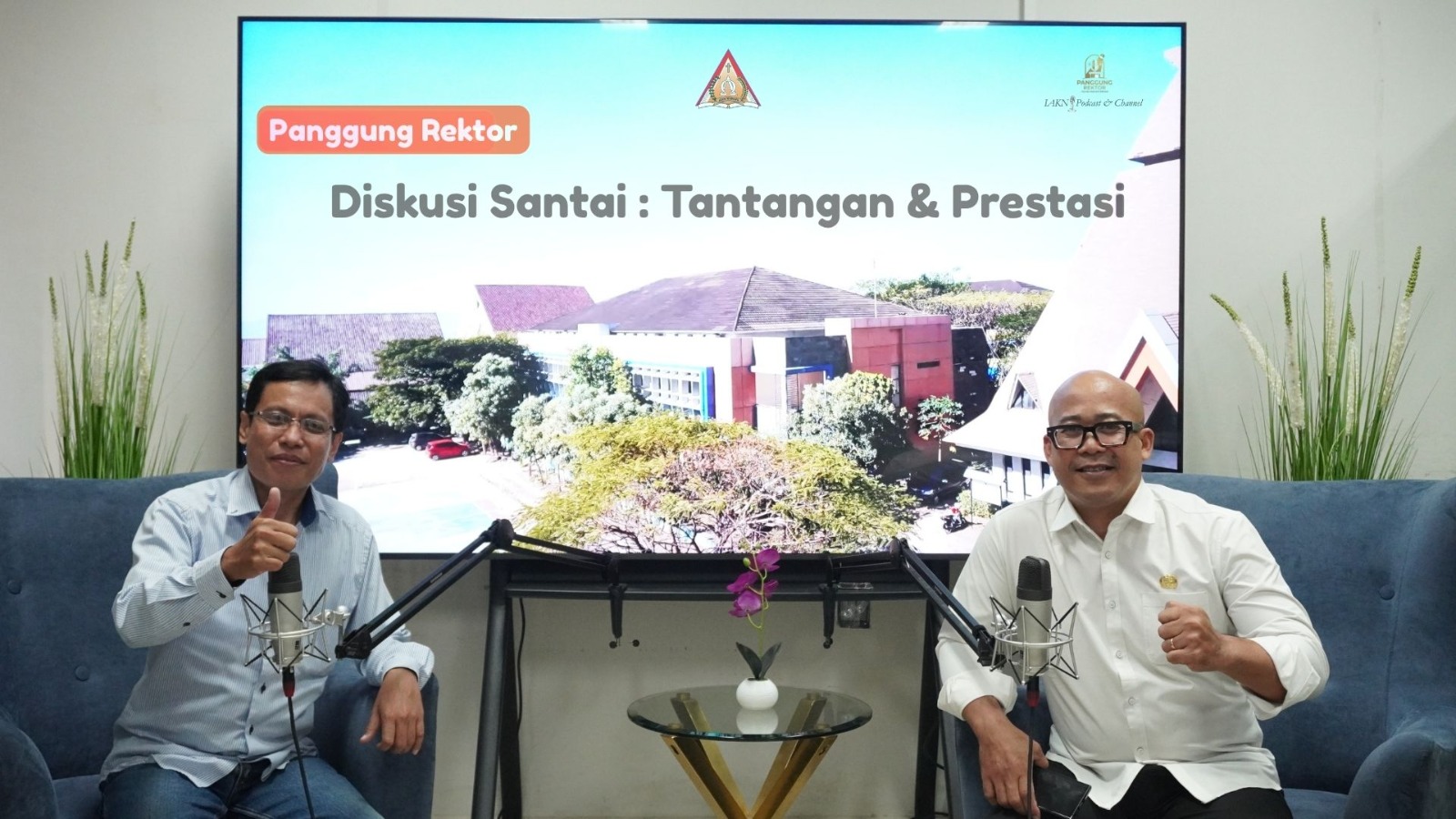 Dr. Osian Moru, M.Th Ulas Strategi Lulus S3 Tepat Waktu dan Ekoteologi di Panggung Rektor IAKN Kupang