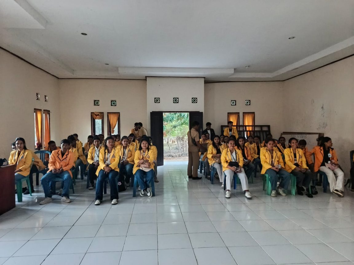 Camat Rote Barat Daya Sambut 49 Mahasiswa KKN IAKN Kupang, Siap Bersinergi Membangun Masyarakat