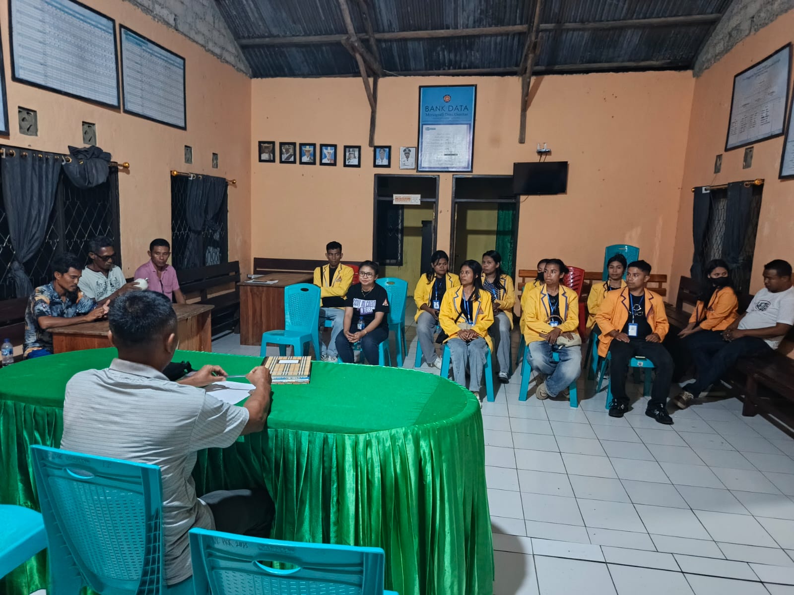 Pengantaran 33 Mahasiswa KKN IAKN Kupang di Kecamatan Rote Barat, Diterima Baik oleh Pemerintah Desa