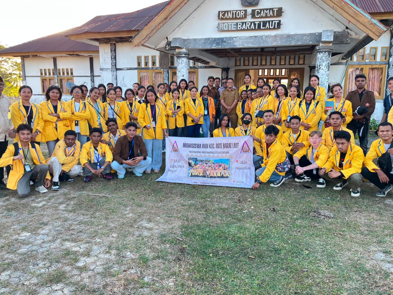 Kecamatan Rote Barat Laut Sambut 65 Mahasiswa KKN IAKN Kupang, Siap Bersinergi Membangun Desa