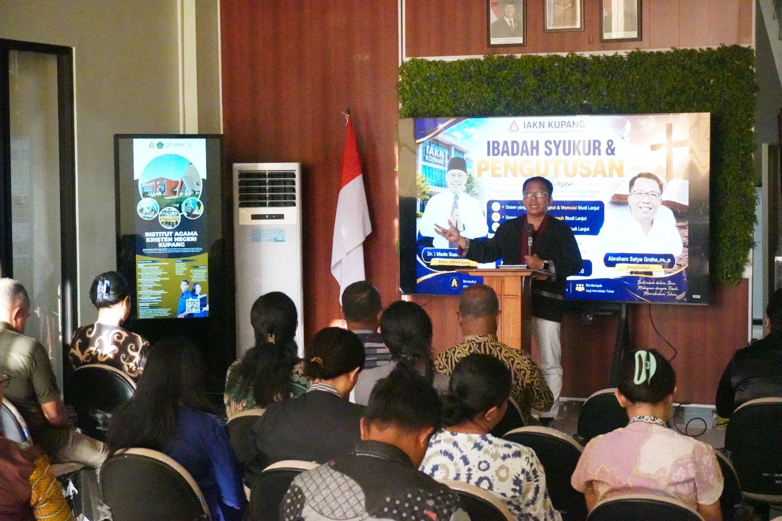 Ibadah Pengutusan Antar Delapan Dosen IAKN Kupang Menempuh Studi Doktoral