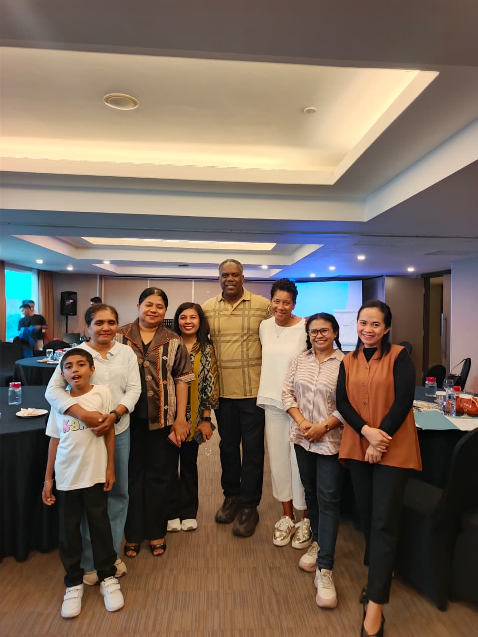 LPPM dan Prodi Pendidikan Penyuluh Agama IAKN Kupang Tandatangani IA Internasional dengan CGMI, Dosen Bertugas sebagai Interpreter